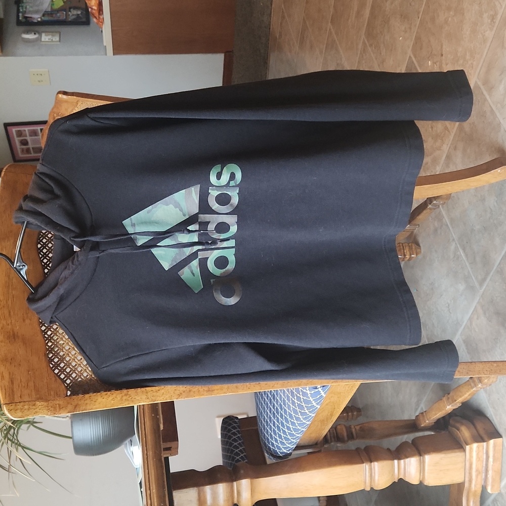 Cute black with camo writing adidas sweatshirt size large just a slight crop
